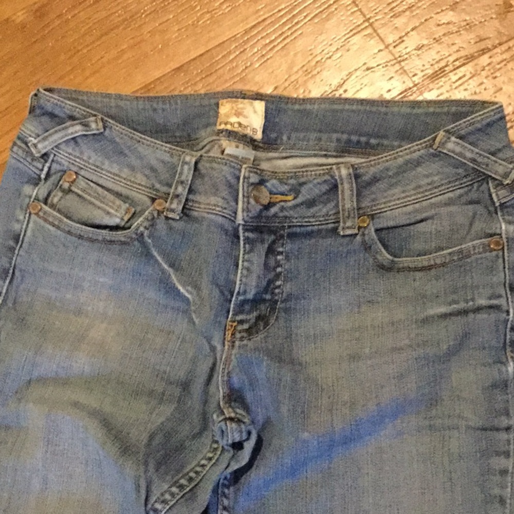 To big - Picture 2 of 3